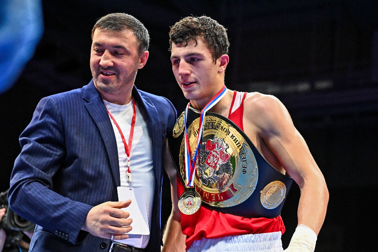 Сегодня бой за пояс чемпиона